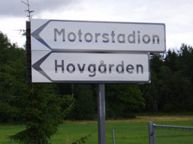 Motorstadion Hovgården skylt